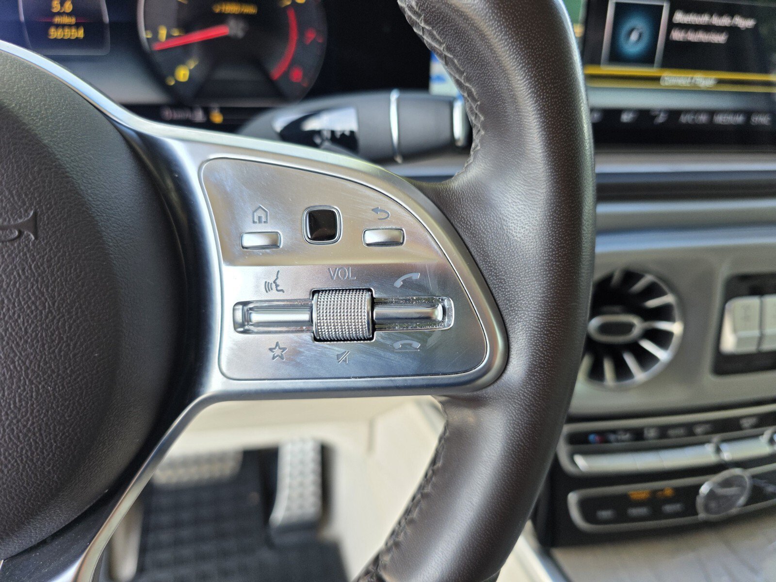Used 2023 MANUFAKTUR Midnight Blue Mercedes-Benz G 550 image 20