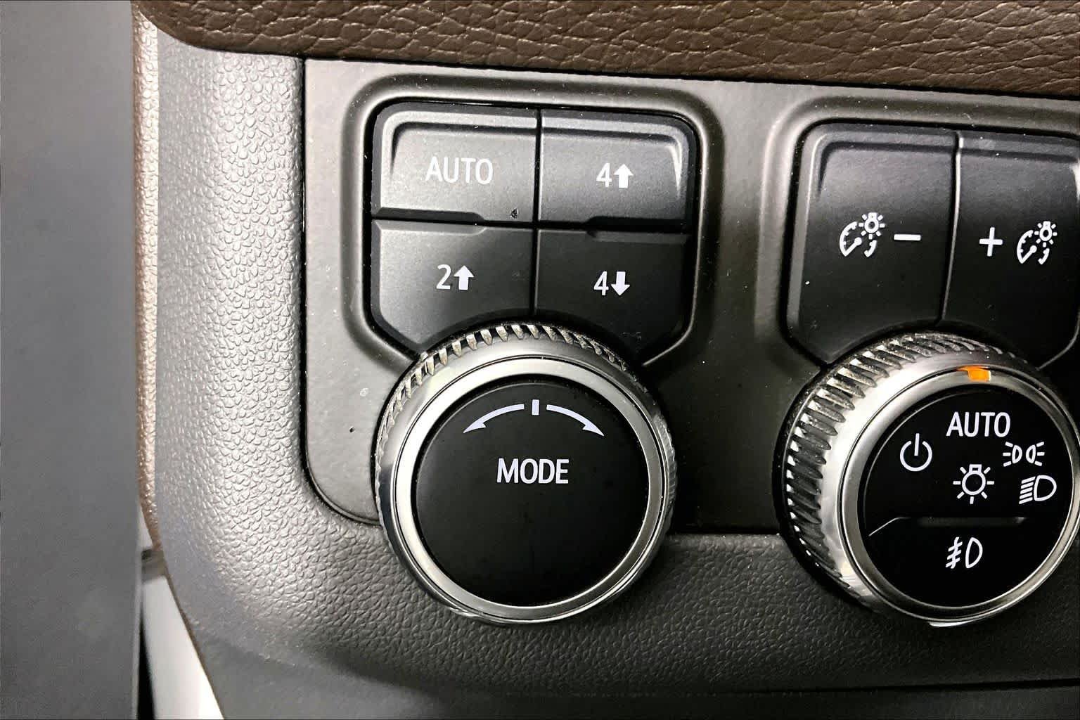 Used 2022 Summit White GMC Denali image 35