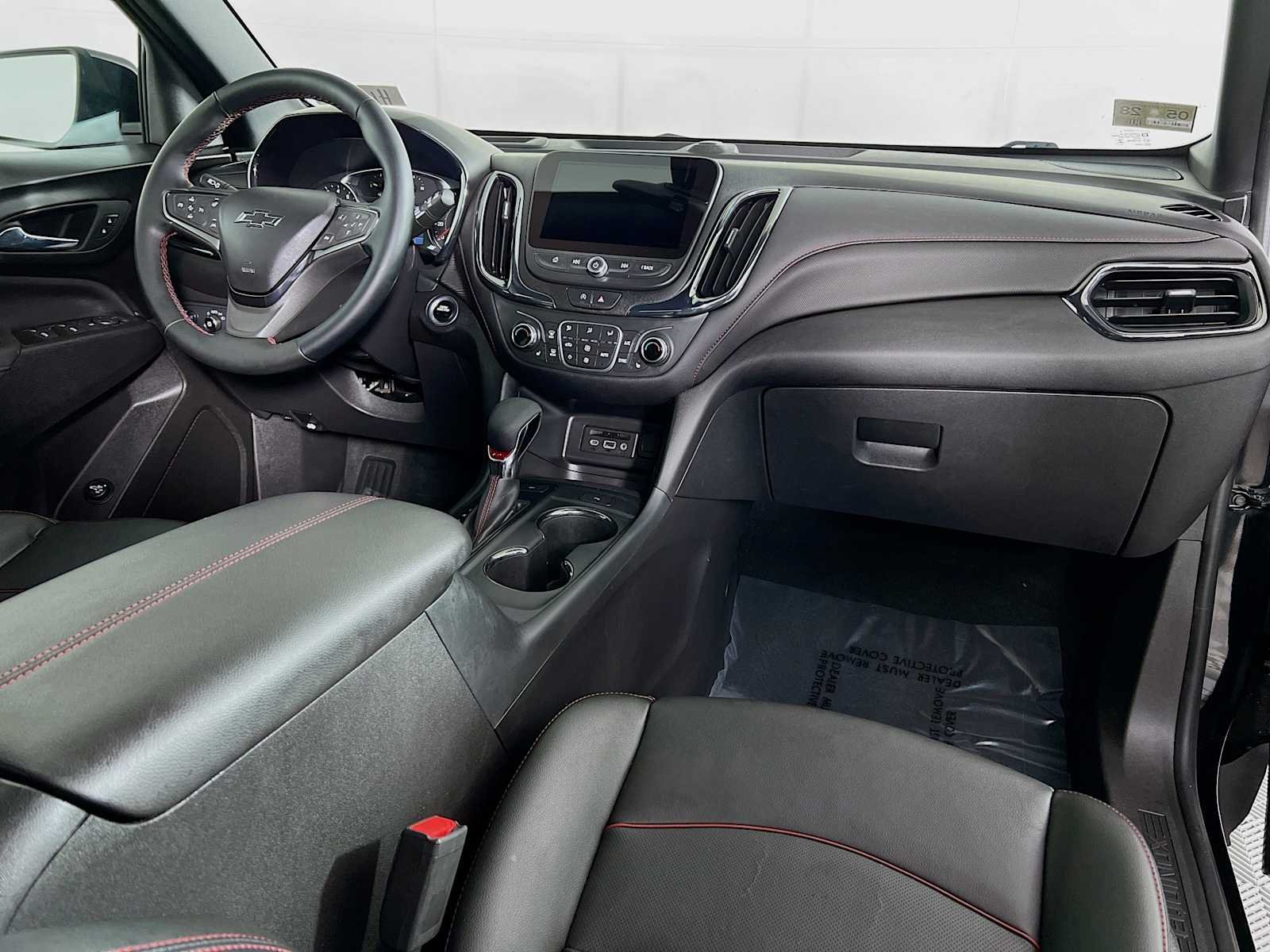 Used 2024 Mosaic Black Metallic Chevrolet RS image 31
