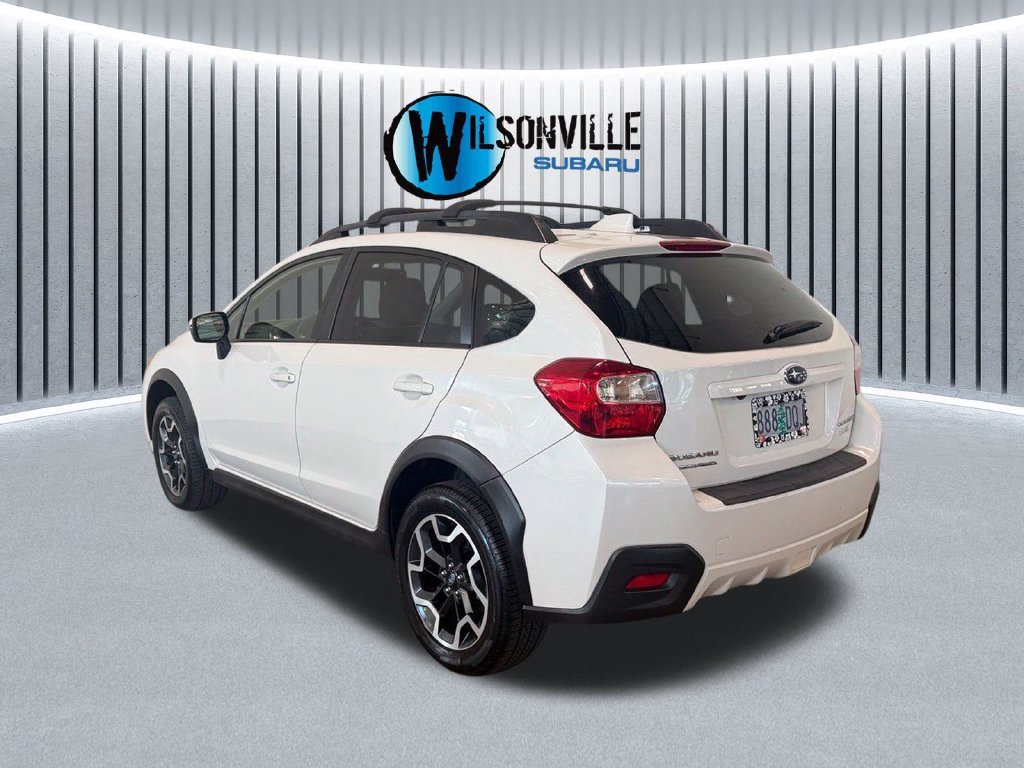 Used 2017 White Subaru 2.0i Limited image 7
