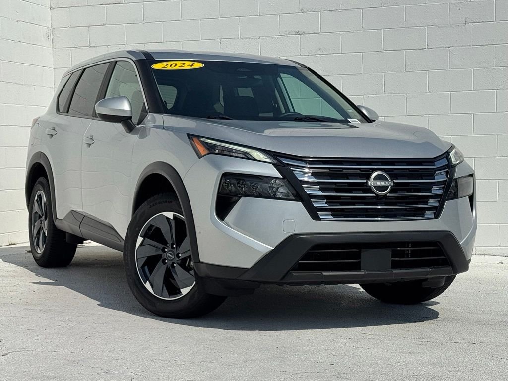 Used 2024 Silver Nissan SV image 1