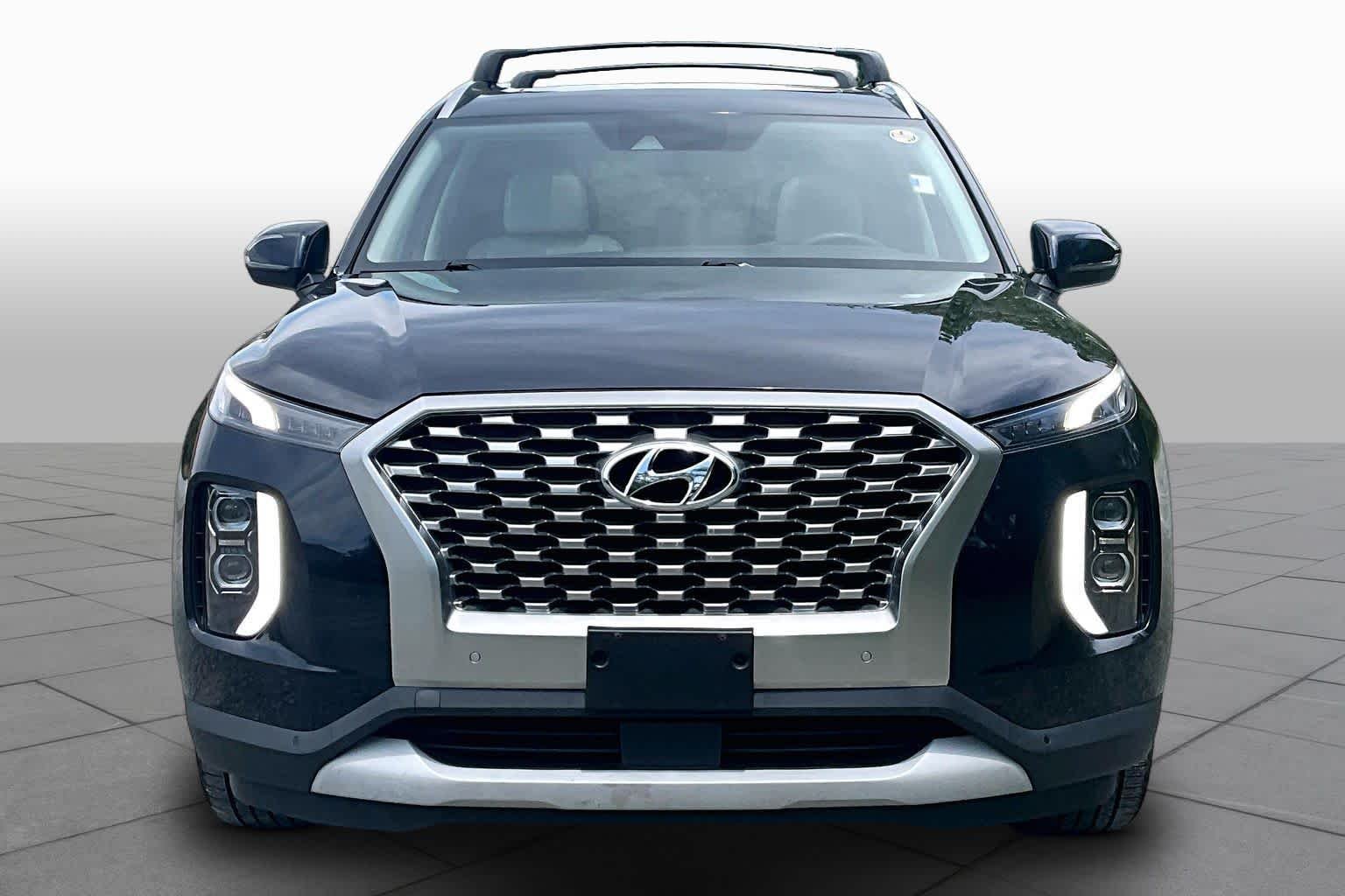 Used 2021 Moonlight Cloud Hyundai SEL image 4