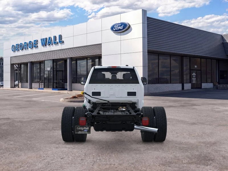 New 2026 Oxford White Ford F-550® XL image 35