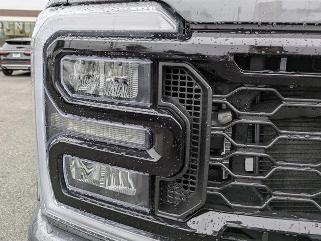 New 2026 Carbonized Gray Metallic Ford F-250® XLT image 10