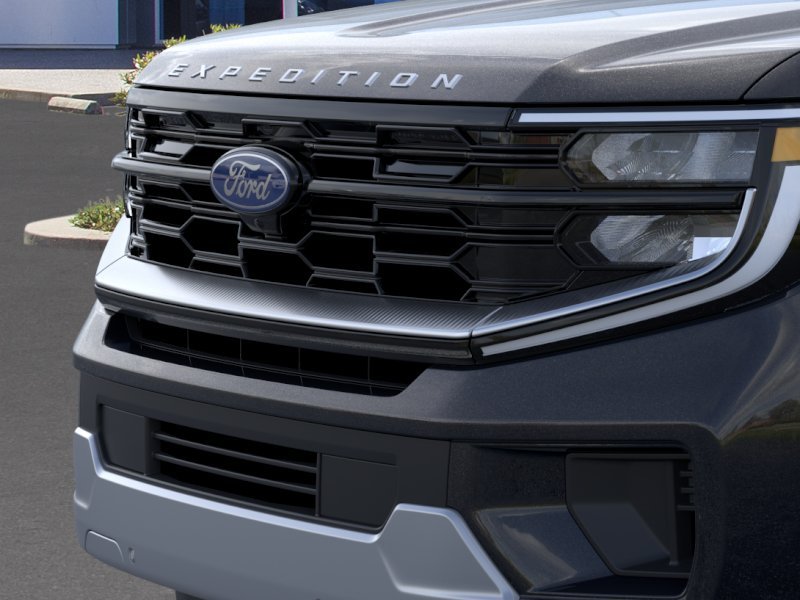 New 2026 Agate Black Metallic Ford MAX Platinum® image 45
