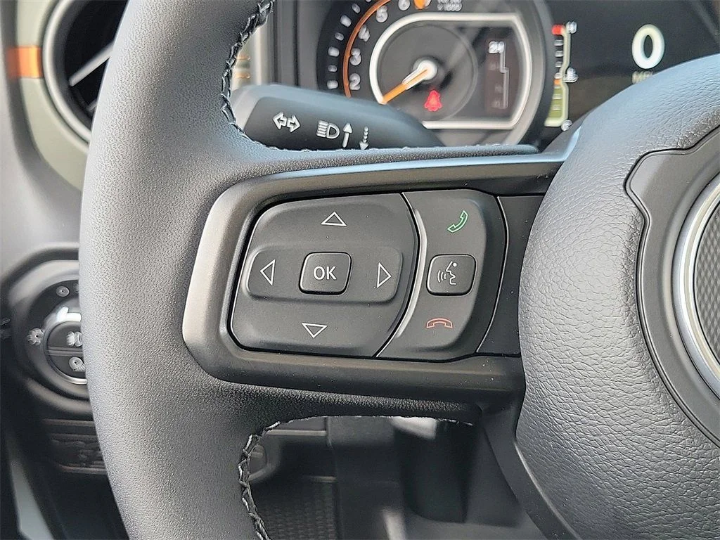2025 Jeep Gladiator Mojave - Photo 5