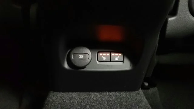 Used 2026 Cloud Volvo B5 Plus image 66