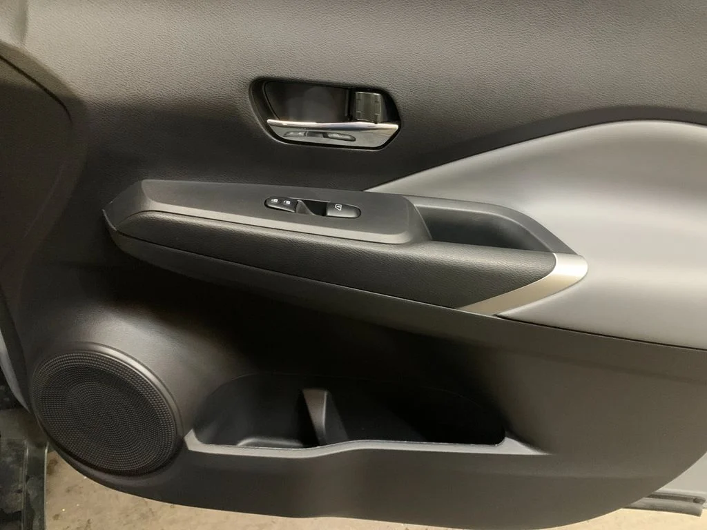 Used 2023 Gray Nissan SR image 20