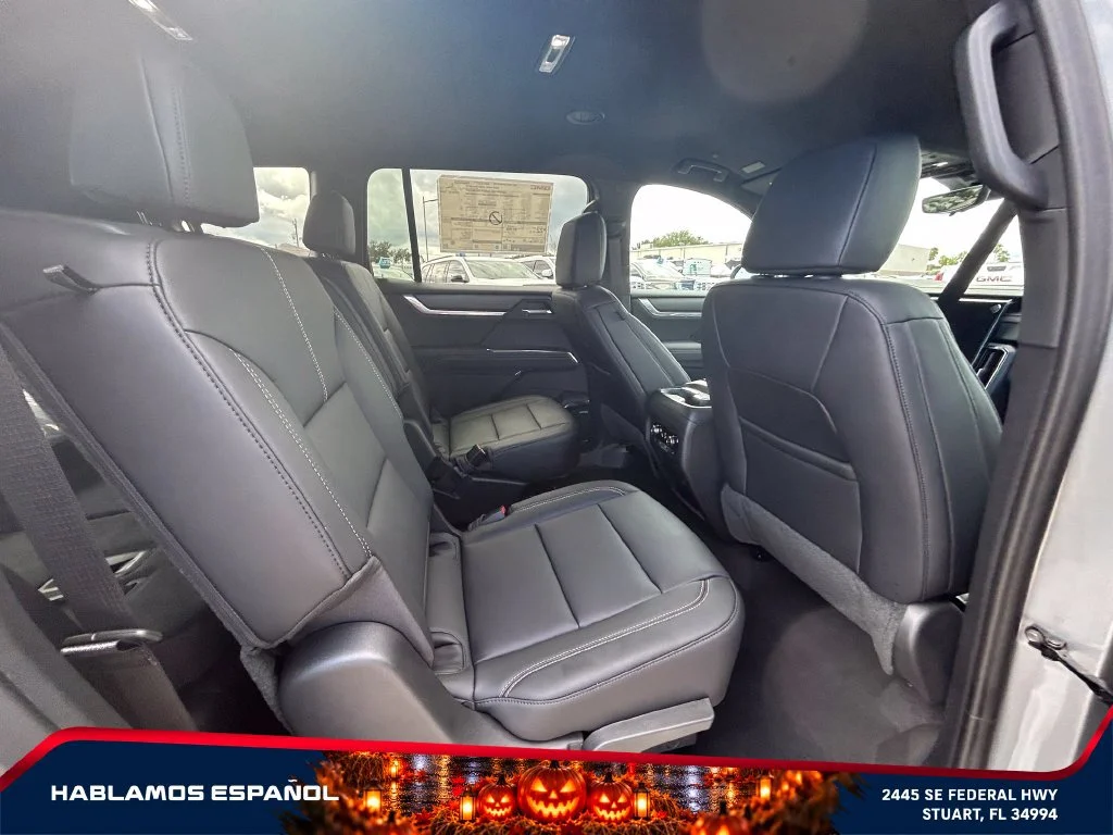 New 2027 Sterling Metallic GMC Elevation image 19