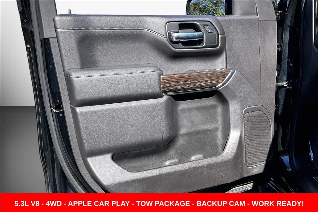 Used 2020 Black Chevrolet LT image 24