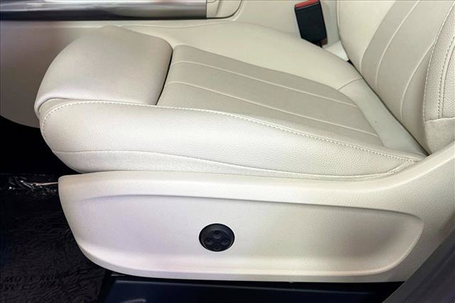 New 2026 Polar White Mercedes-Benz GLA 250 image 47