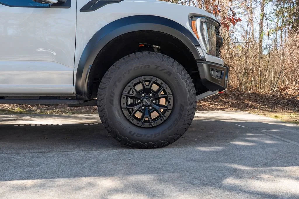 Used 2023 Gray Ford Raptor image 6