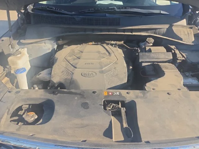 Used 2020 Silver Kia S image 31