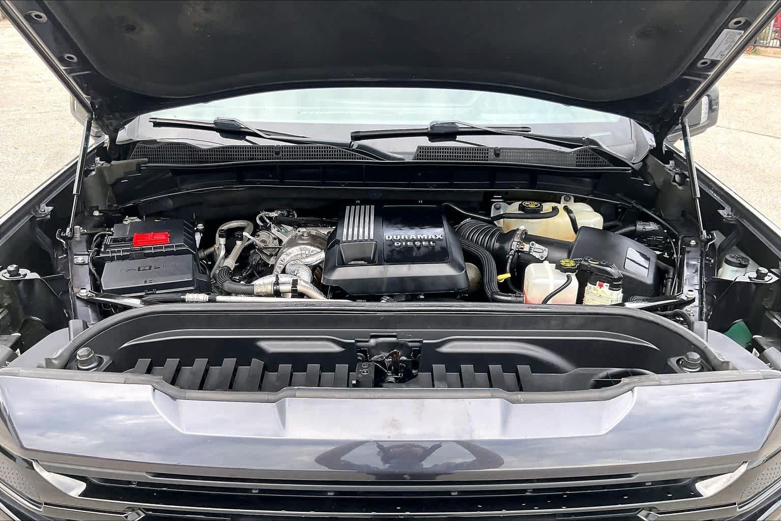 Used 2022 Titanium Rush Metallic GMC Elevation image 29