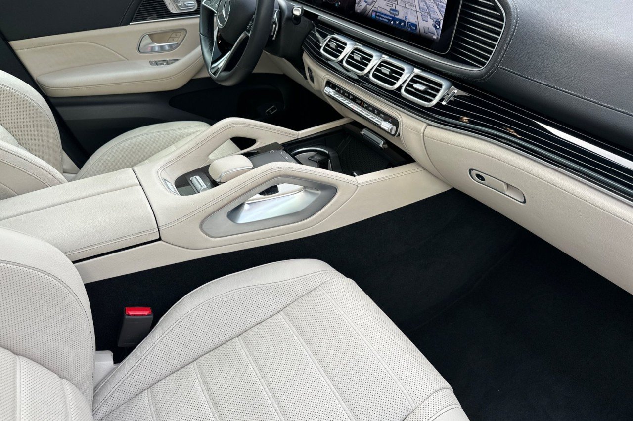 Certified Used 2024 Twilight Blue Metallic Mercedes-Benz GLE 450 image 16