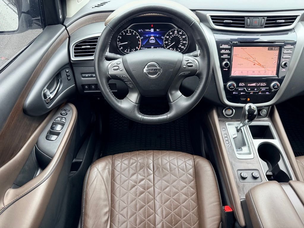 Used 2019 White Nissan Platinum image 18