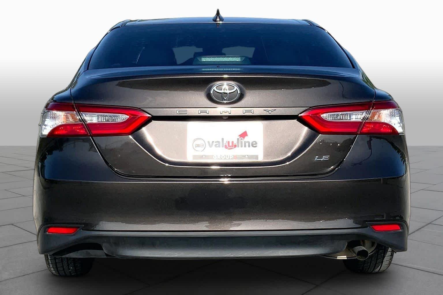 Used 2019 Brownstone Toyota LE image 5