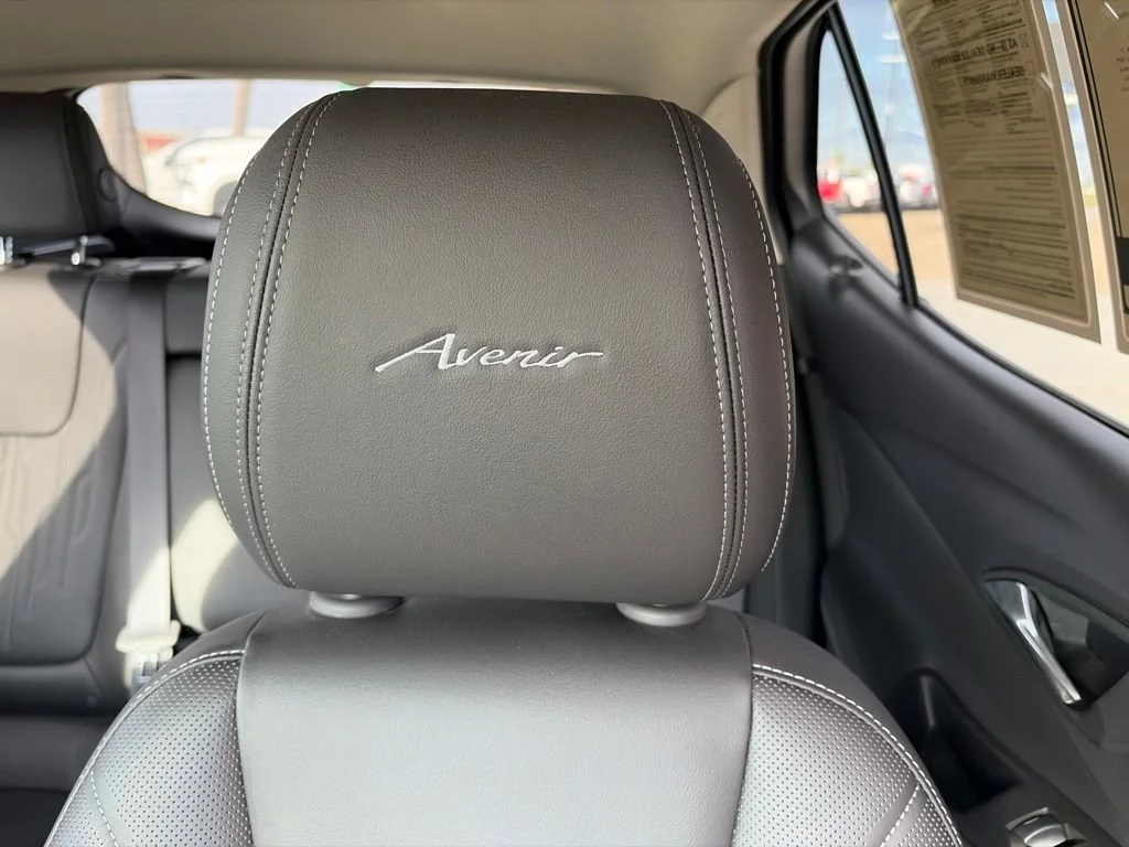 2025 Buick Encore GX Avenir - Photo 17