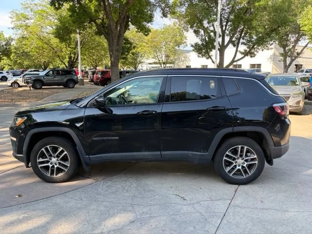 Used 2018 Jeep Compass Latitude with VIN 3C4NJDBB8JT354765 for sale in Fort Collins, CO