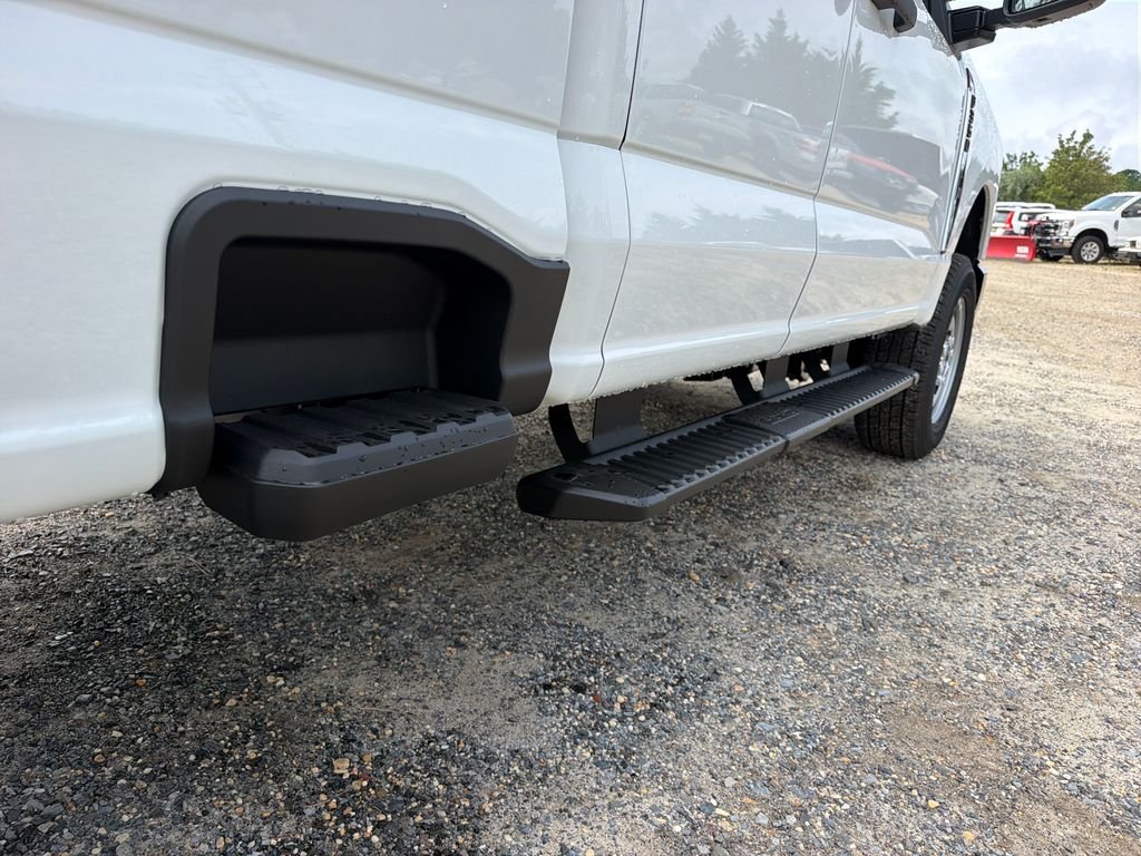 New 2026 Oxford White Ford F-350® XL image 10