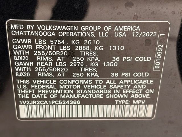 Used 2023 Black Volkswagen 3.6L V6 SE w/Technology image 37