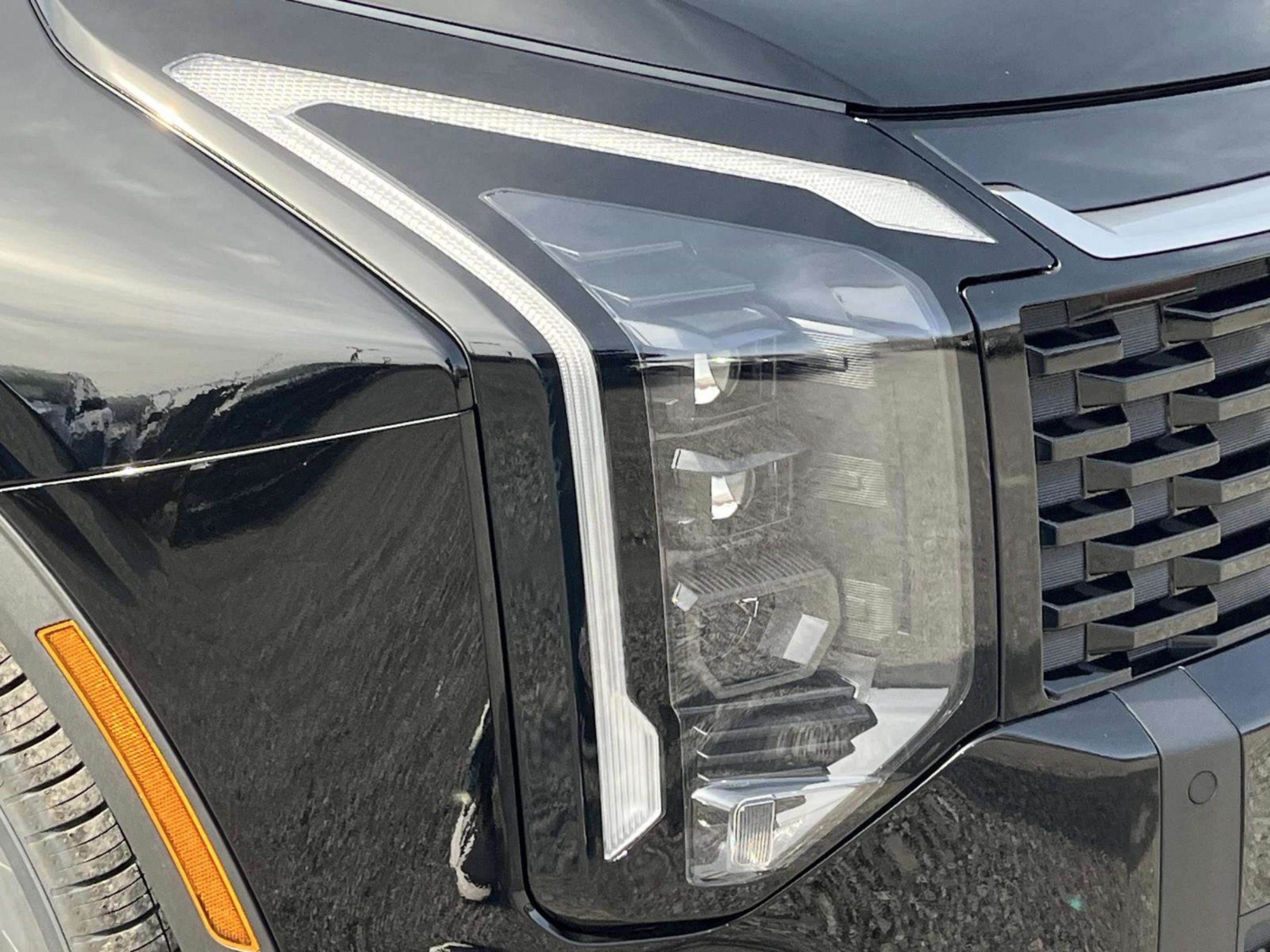New 2026 Ebony Black Kia EX image 9
