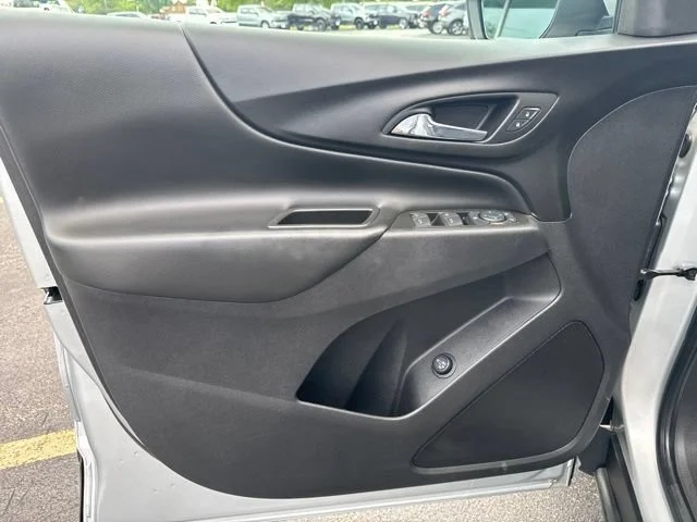 2022 Chevrolet Equinox LT - Photo 23