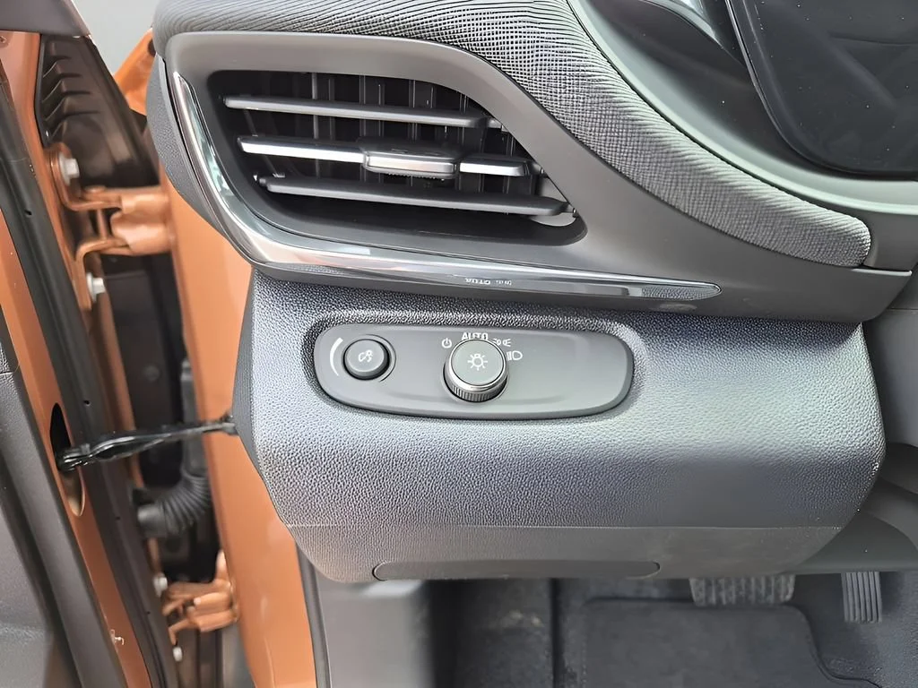 2026 Buick Envista Preferred - Photo 40