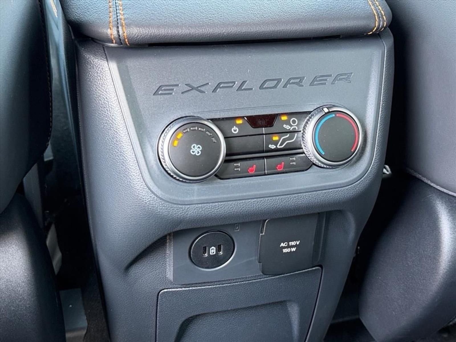 New 2026 Carbonized Gray Metallic Ford Tremor® image 15