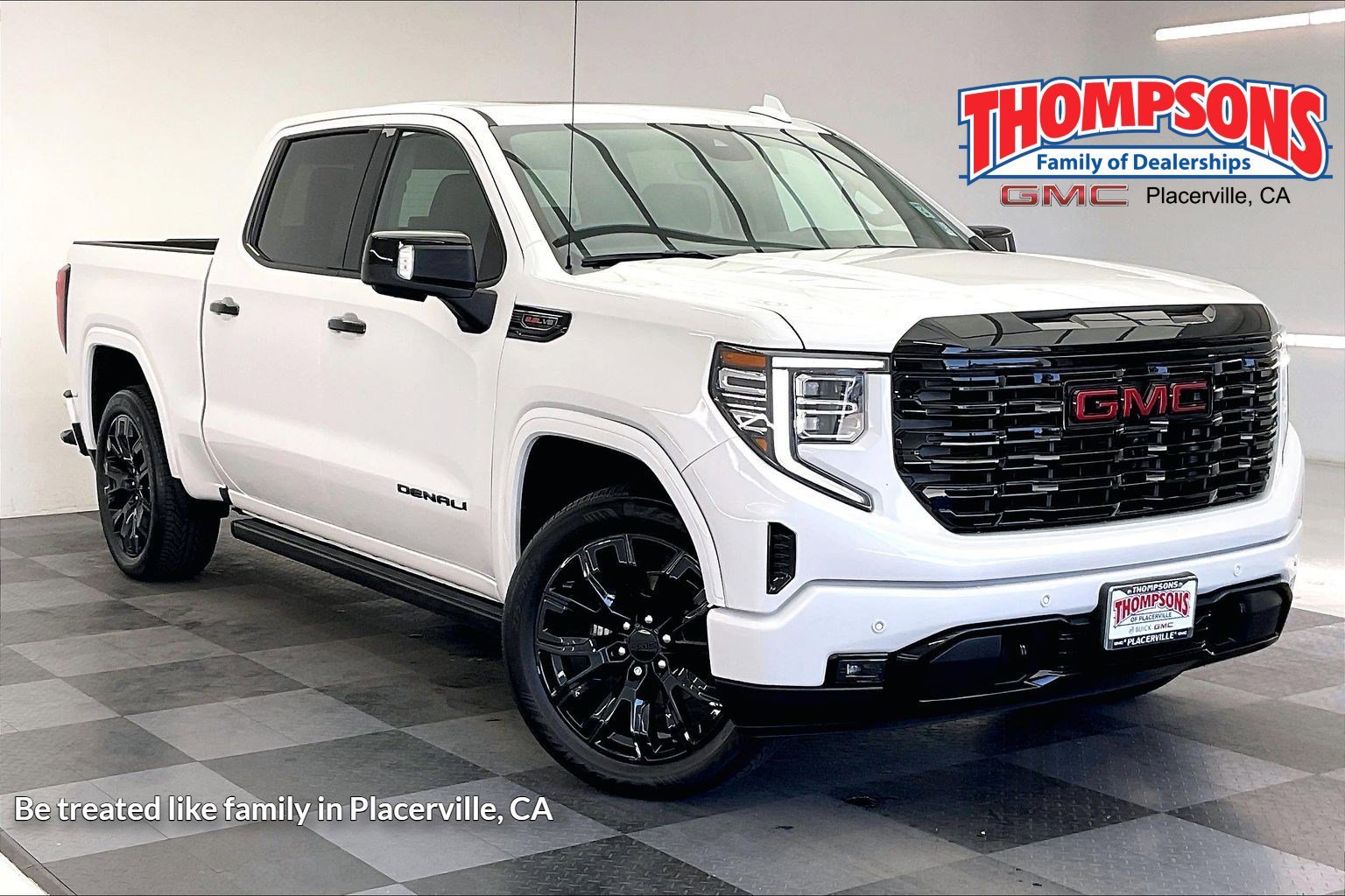 2023 GMC Sierra 4WD Crew Cab Short Box Denali's photo
