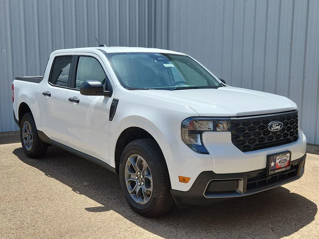 2026 Ford Maverick XLT AWD's photo