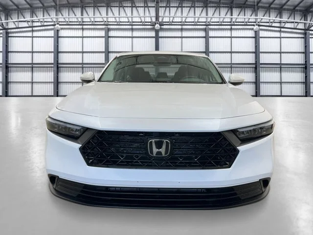 New 2026 Platinum White Pearl Honda LX image 9