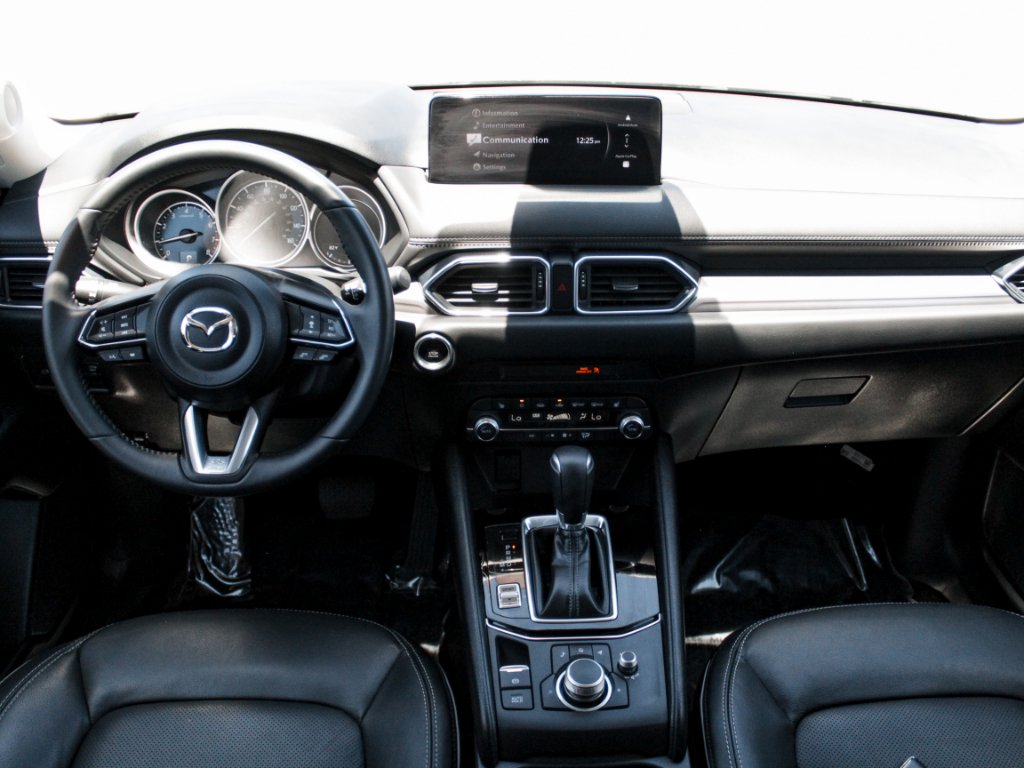 2025 Mazda CX-5 S Preferred package - Photo 25