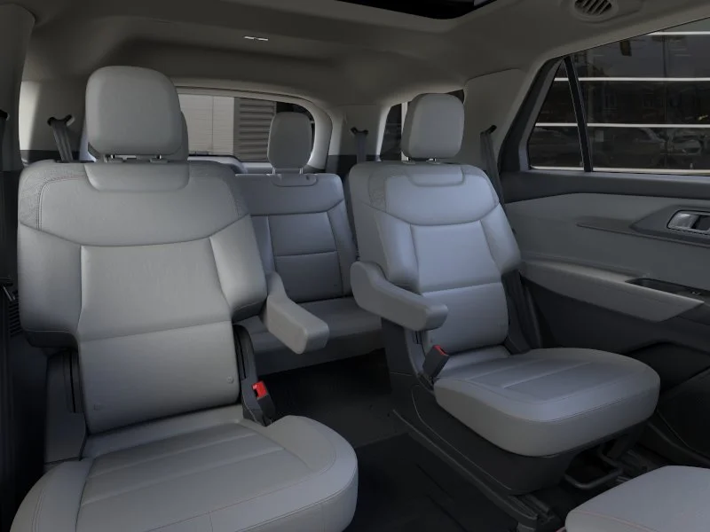 New 2026 Space White Metallic Ford Active image 34
