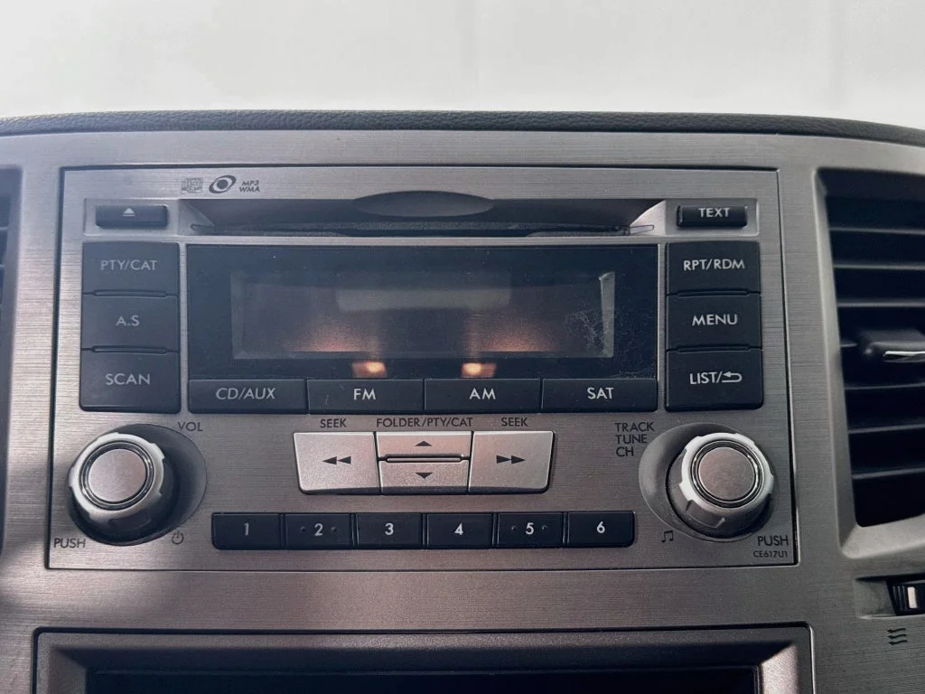 Used 2013 Silver Subaru 2.5i image 15
