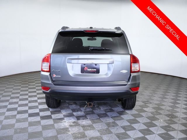 Used 2013 Gray Jeep Latitude image 5