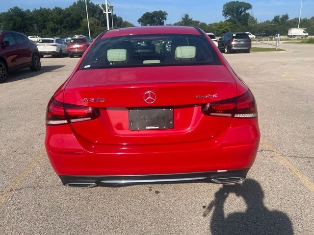 Used 2019 Jupiter Red Mercedes-Benz A 220 image 6