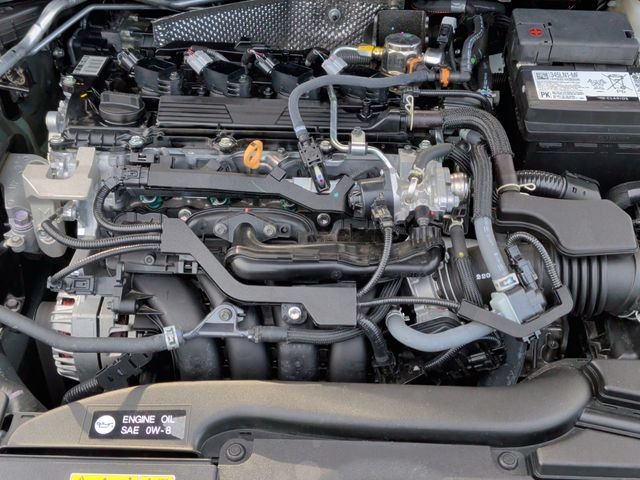 Certified Used 2025  Toyota LE image 31