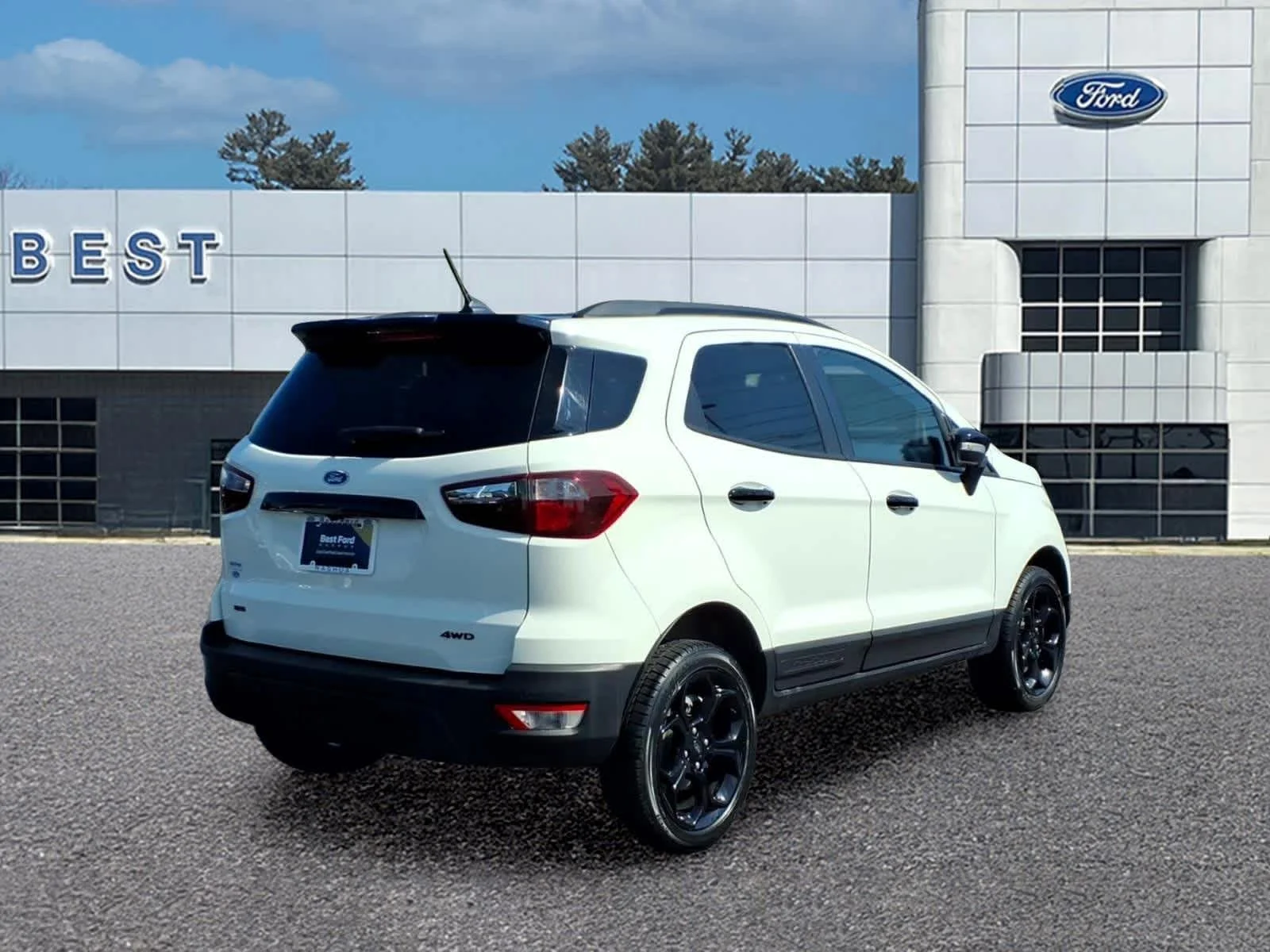 Used 2022 Diamond White Ford SES image 6