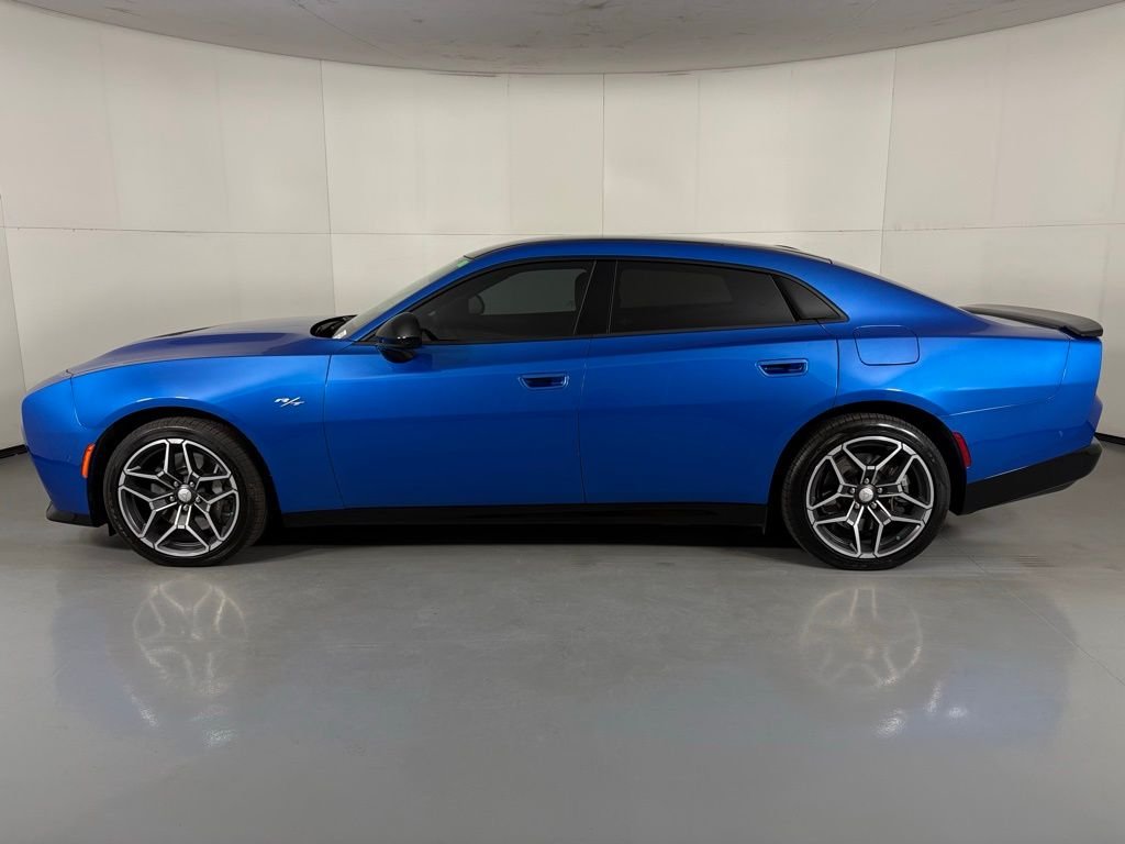 New 2026 Bludicrous Exterior Paint Dodge R/T Plus image 6