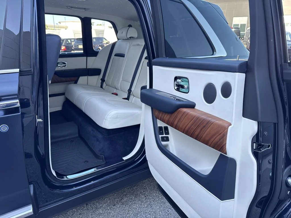 Used 2021 Blue Rolls-Royce  image 12