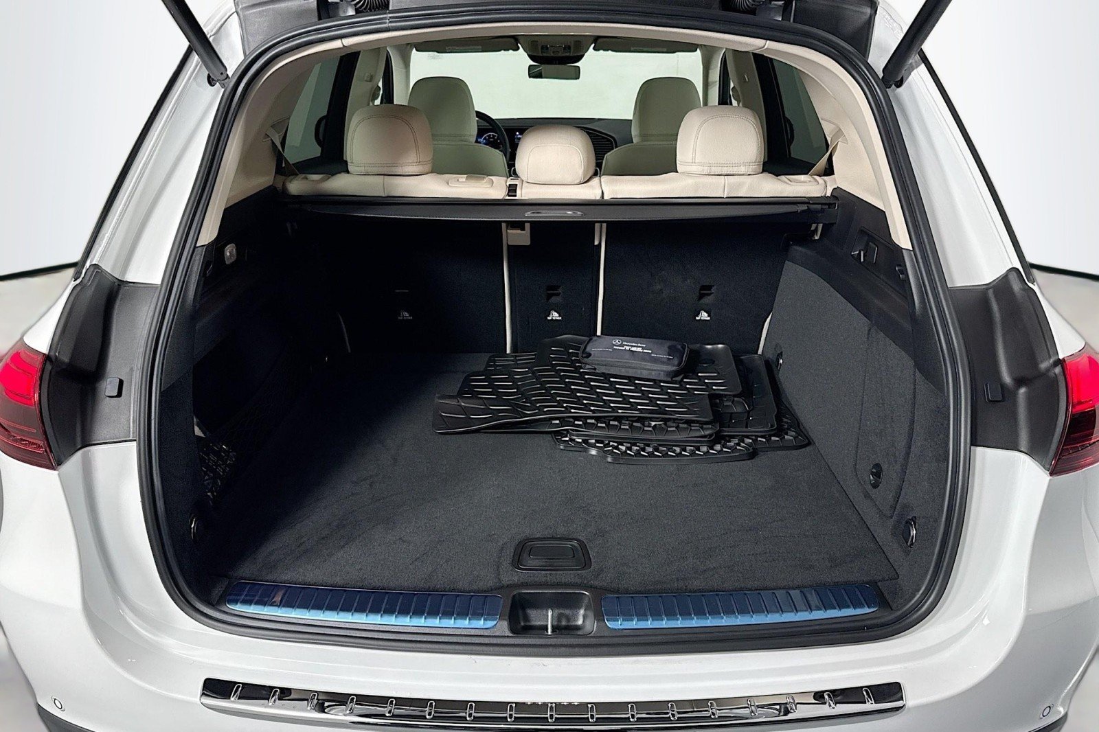 New 2026 Polar White Mercedes-Benz GLE 350 SUV image 22