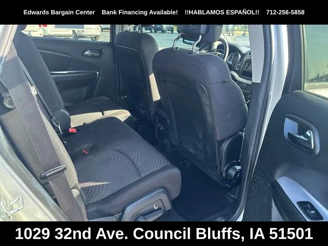 Used 2013 Silver Dodge SXT image 9