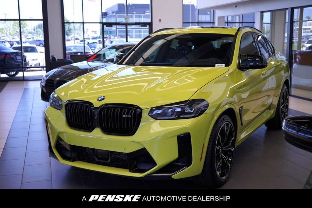 2022 BMW X4 M -'s photo
