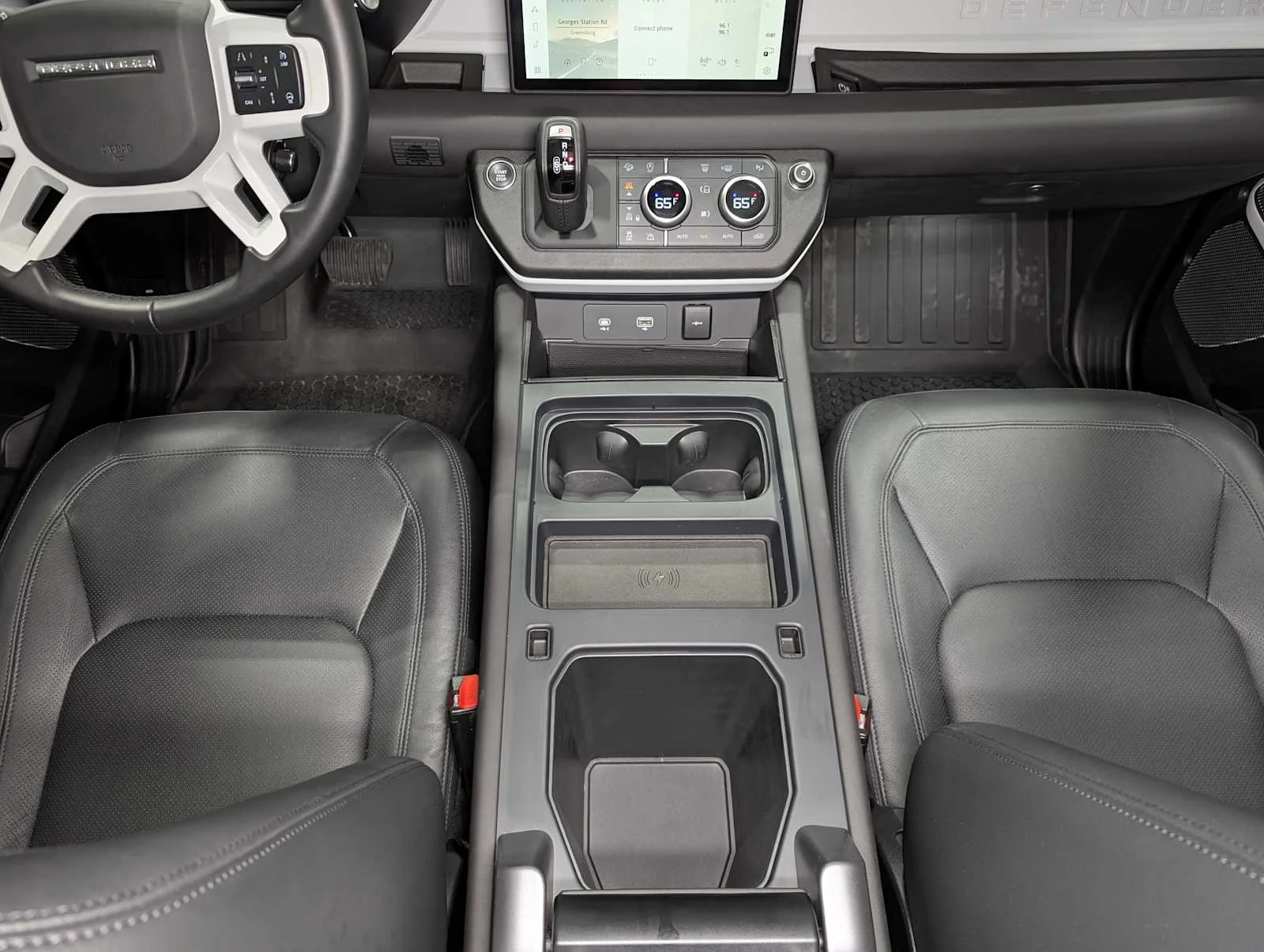 Used 2024 Pearl White satin exterior wrap Land Rover S image 22