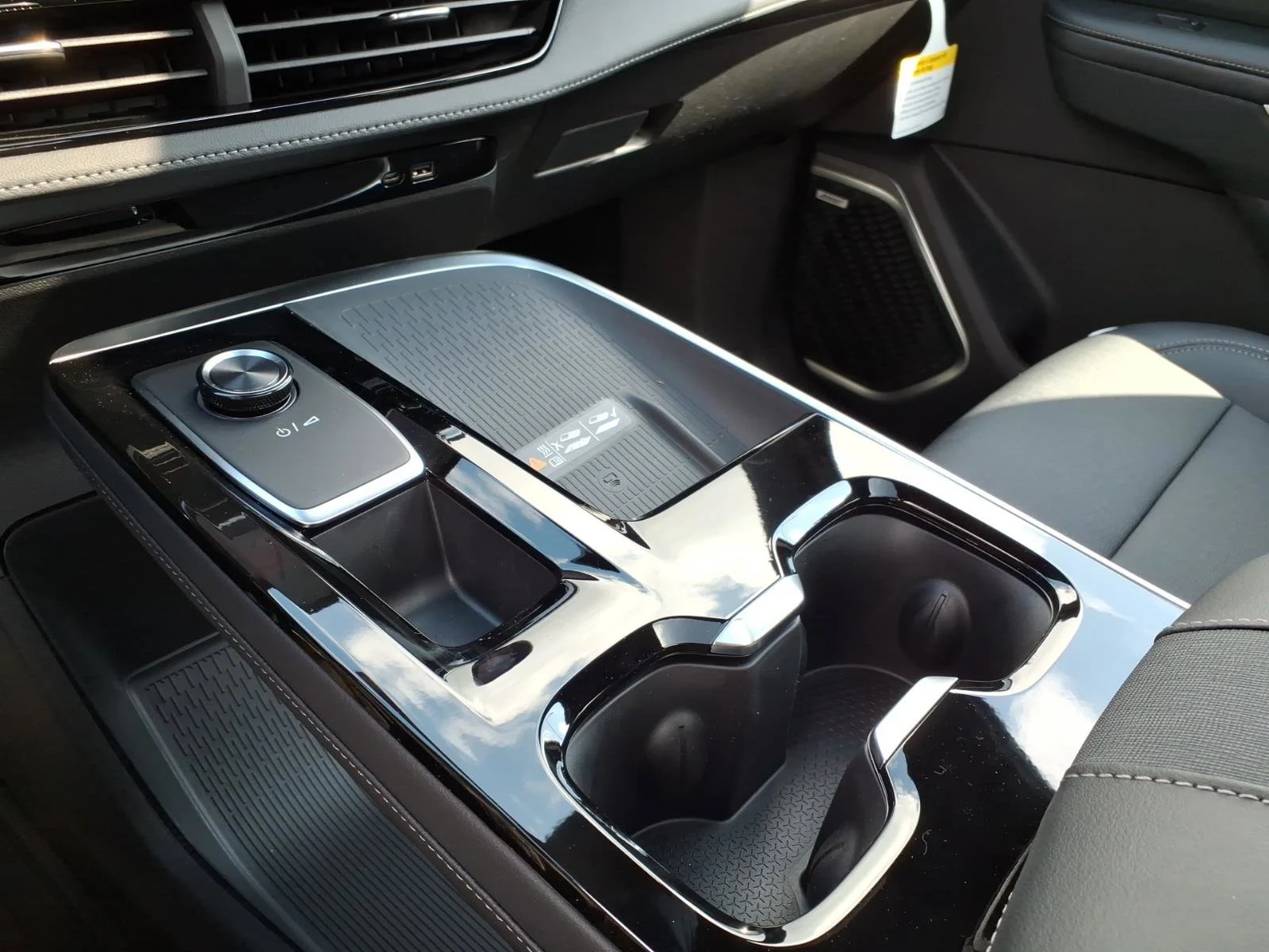 2026 Buick Enclave Preferred - Photo 20