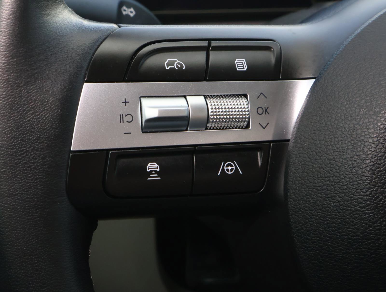 2025 Hyundai Tucson SEL Convenience - Photo 24