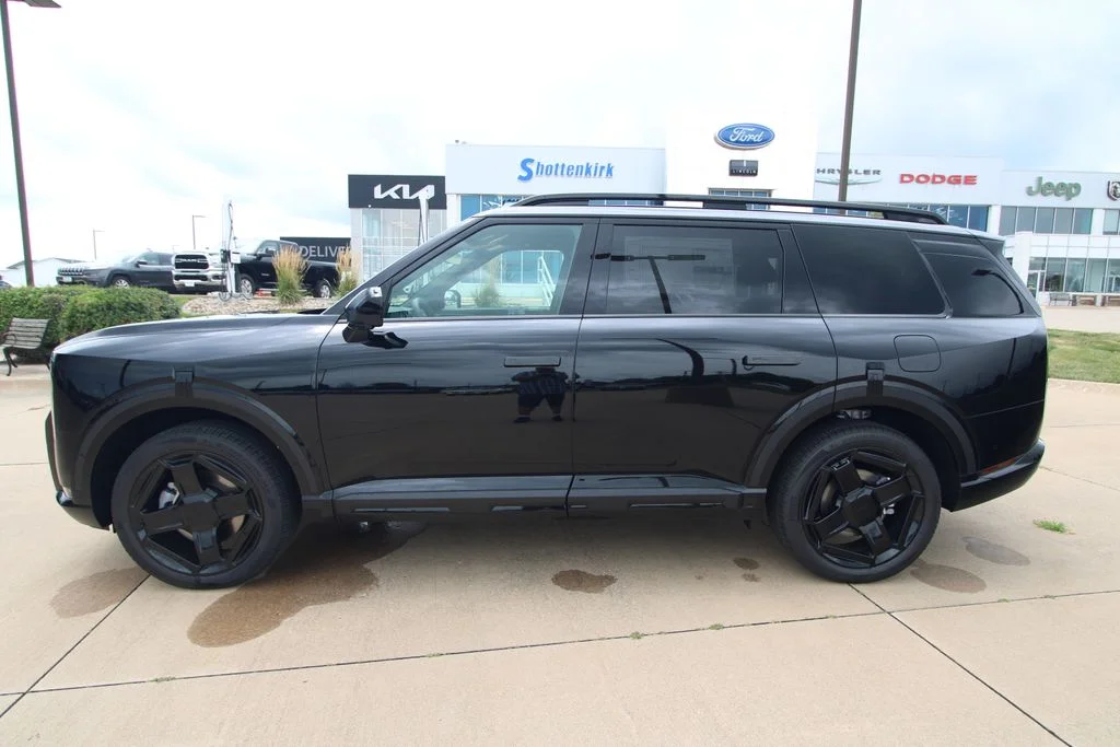 New 2027 Black Kia X-Line SX image 18