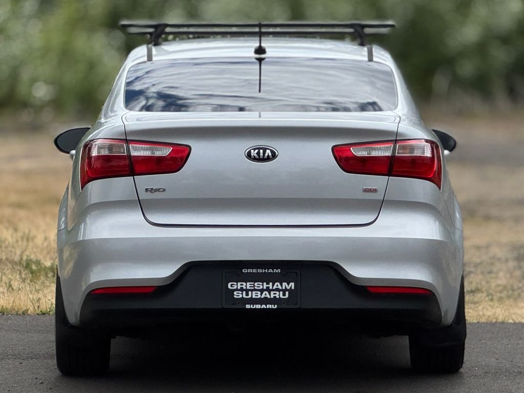 Used 2016 Bright Silver Metallic Kia LX image 5