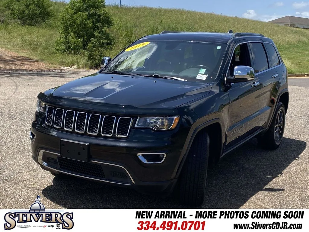 Used 2019 Black Jeep Limited image 38